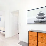 Apartament 'to Huus' *